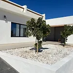Lezque Villa