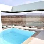 Lezque Villa
